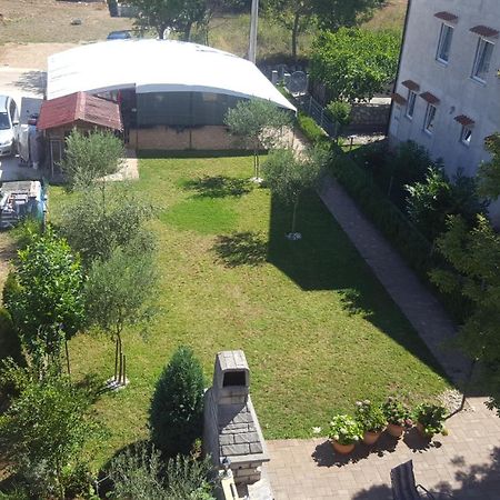 Ferienhaus Basic Malinska Exterior foto