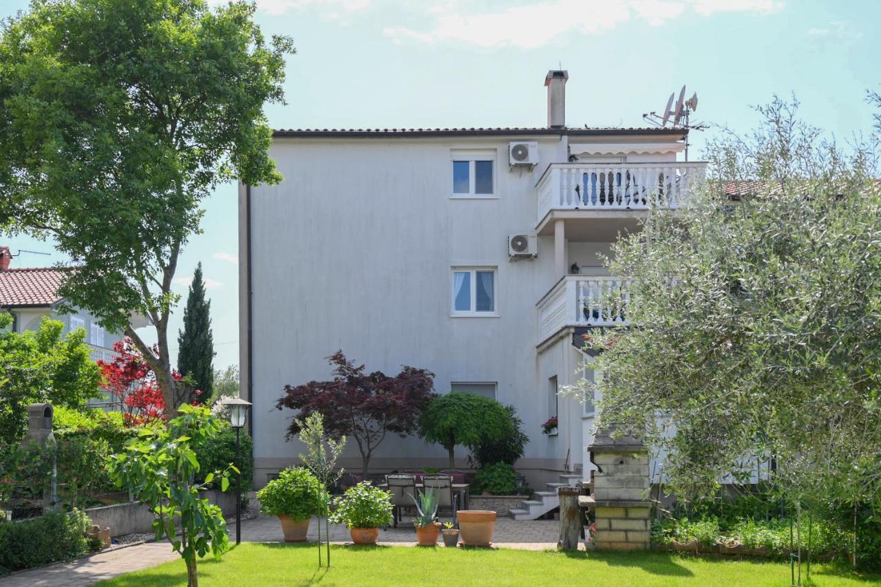 Ferienhaus Basic Malinska Exterior foto